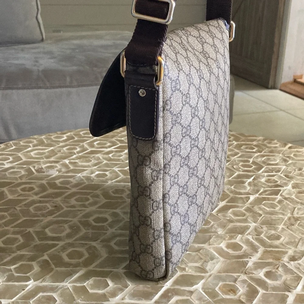 SOLD!  Gucci Flap Messenger GG Coated Canvas bag - Picture 5 of 15